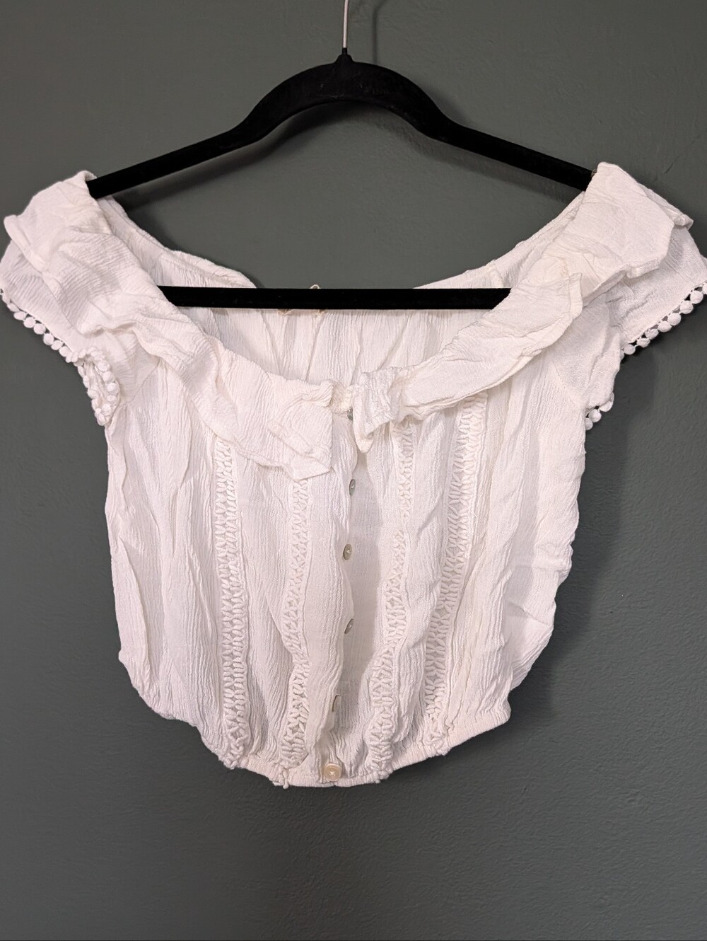 Altar'd State White Off-Shoulder Ruffle Button Top 0062